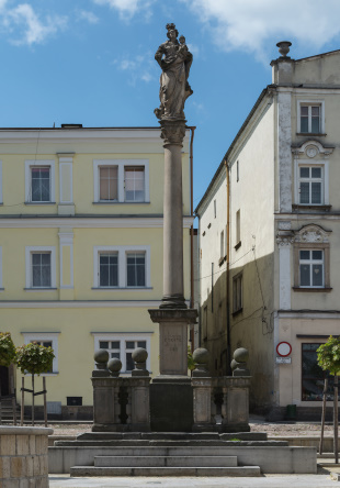 Mariens&auml;ule in W&uuml;nschelburg