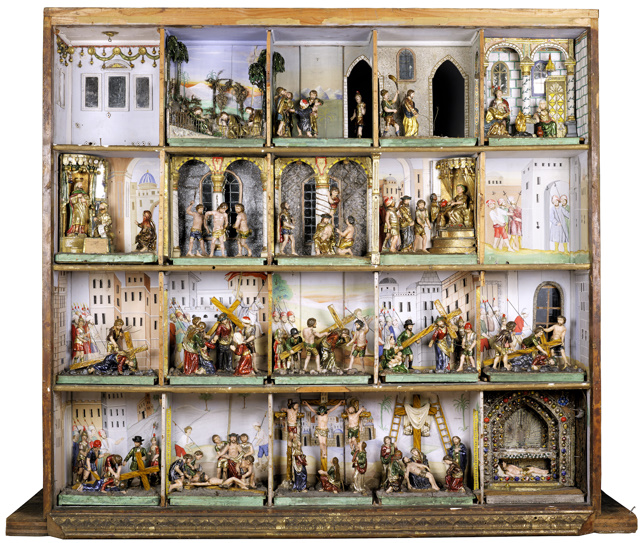 Vorderseite des restaurierten Passionstheaters