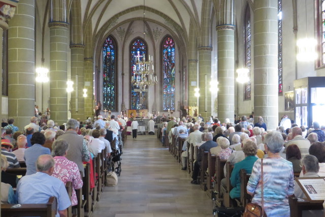 69. Glatzer Wallfahrt in Telgte 2015: Bei der feierlichen Schlu&szlig;andacht
