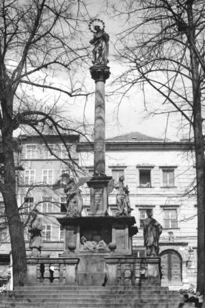 Mariens&auml;ule auf dem Ring