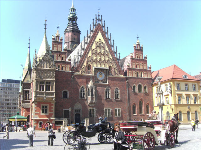 Rathaus-Ostfassade