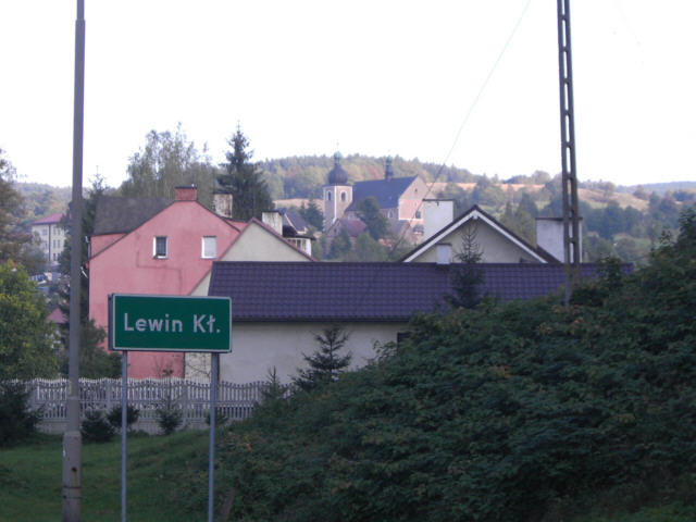 Panorama mit Ortsschild