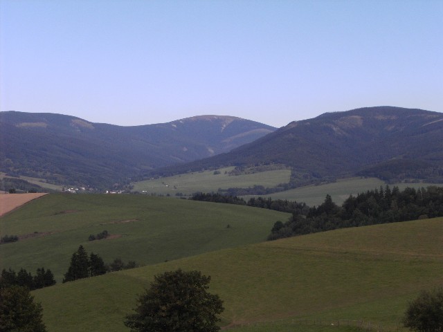 Fernsicht zum Glatzer Schneeberg