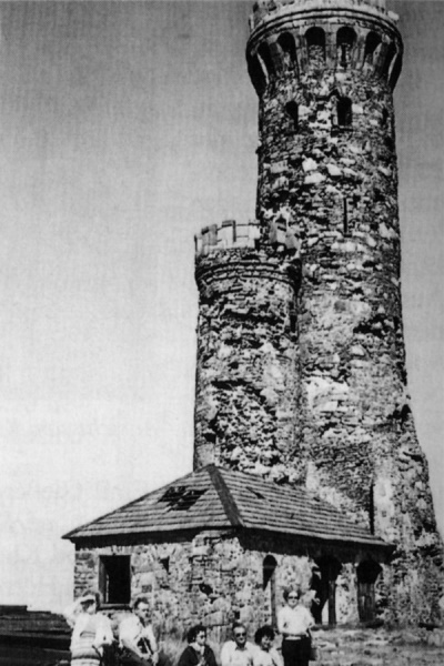Schneebergturm mit Bausch&auml;den um 1973